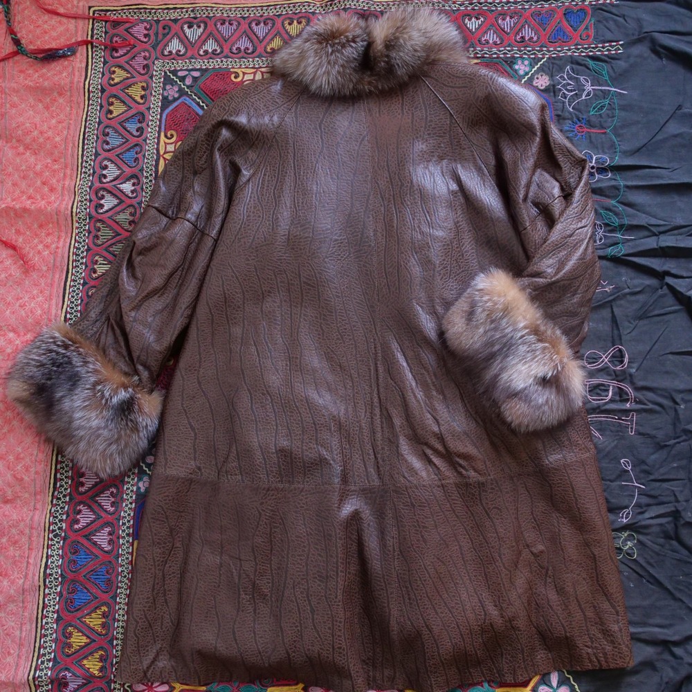 AMAZING vintage 80s brown leather fox fur trimmed long coat shaved beaver lining - Picture 8 of 11